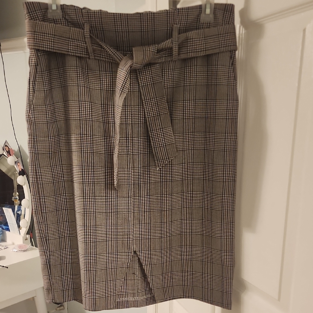 Cato Gray Pencil Skirt with Tie Front and Slit